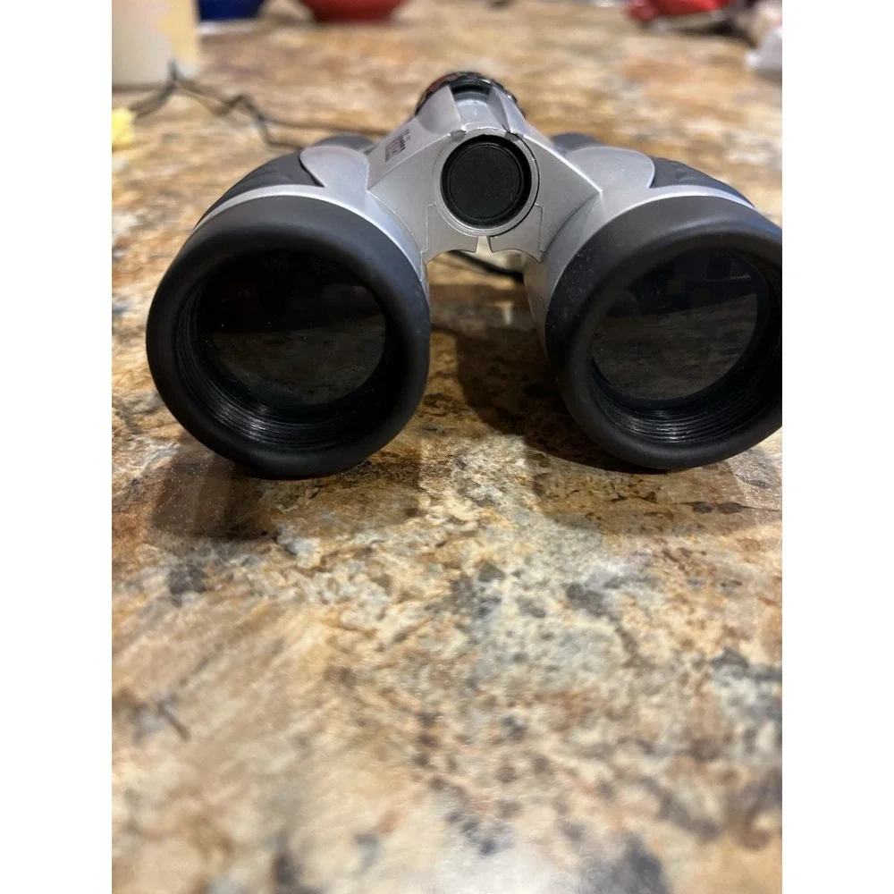 Vivitar 4 X 30 Coated Compact Binoculars With Strap & Storage Pouch VTG
